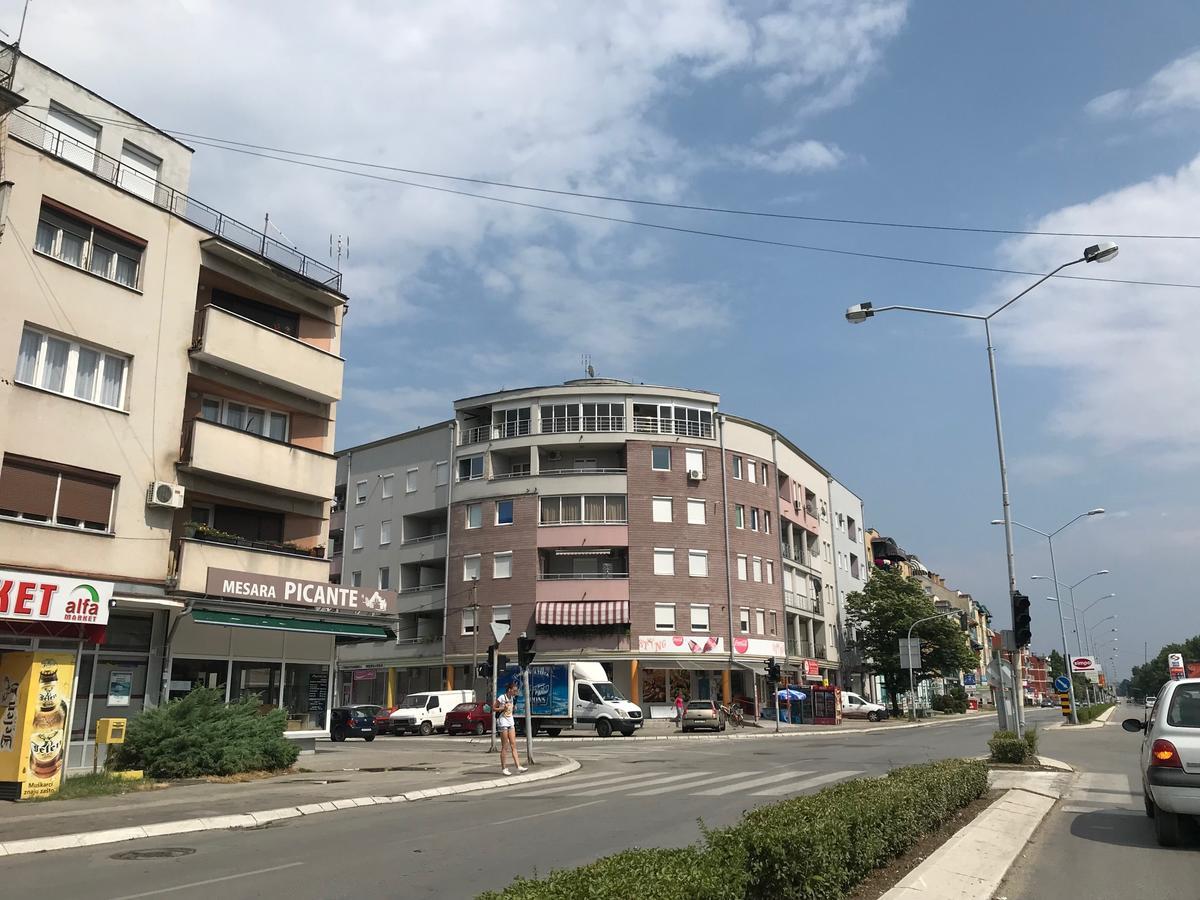 La Apartamento Jagodina Exterior foto